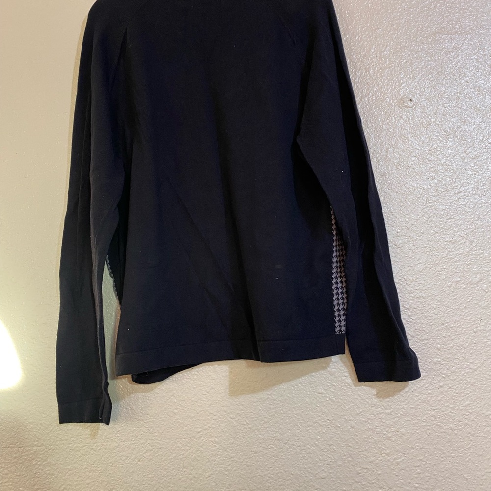 Structure patterned crew neck - Picture 9 of 9